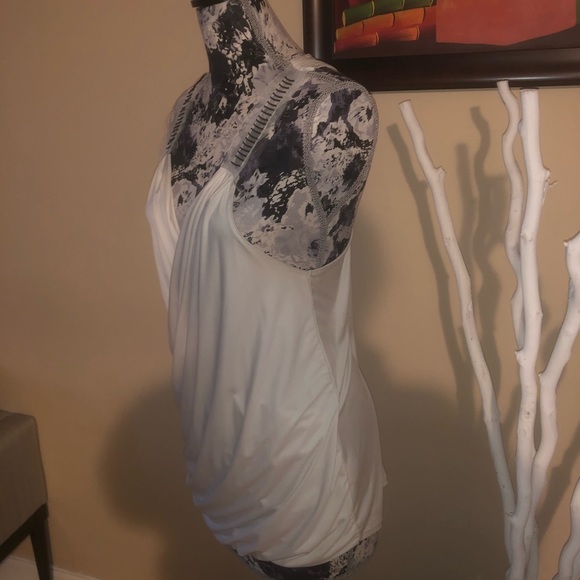 NWT Rachel Roy Top - Picture 3 of 8